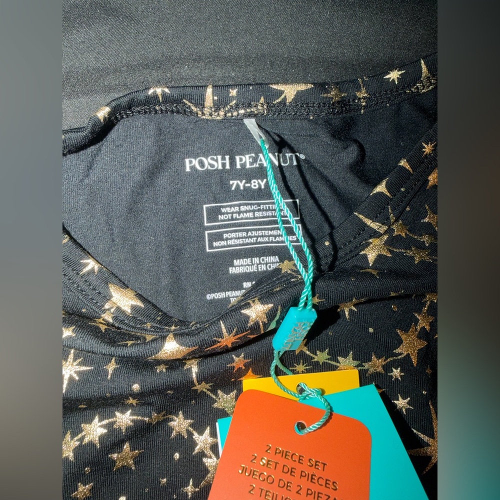 Posh Peanut “metallic” star print two piece pajama set size 7y/8y nwt - Picture 2 of 3